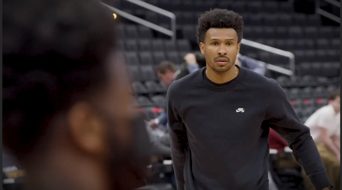 巴西球员桑托斯逆袭NBA获3年1500万续约