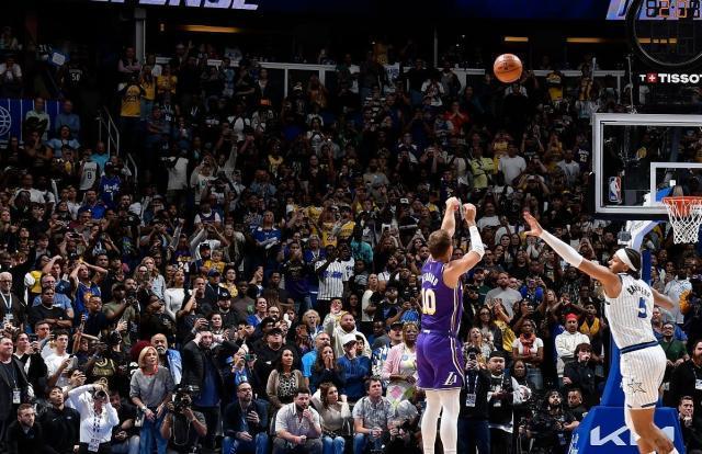 肯纳德三分绝杀助湖人逆转 阿里纳斯赛后道歉认