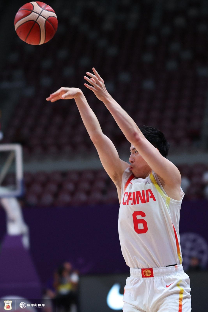 CBA季后赛次轮赛制缩水引争议，广厦险胜或成历