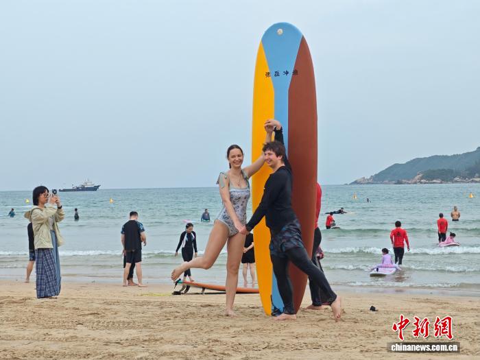 三亚后海变身浪人乌托邦：亚沙会引爆体旅融合