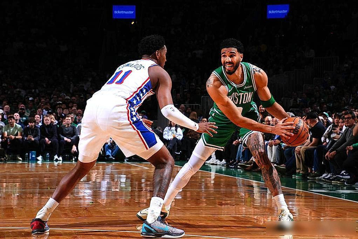 NBA季后赛第二轮多队1-1平 骑士雷霆成黑马